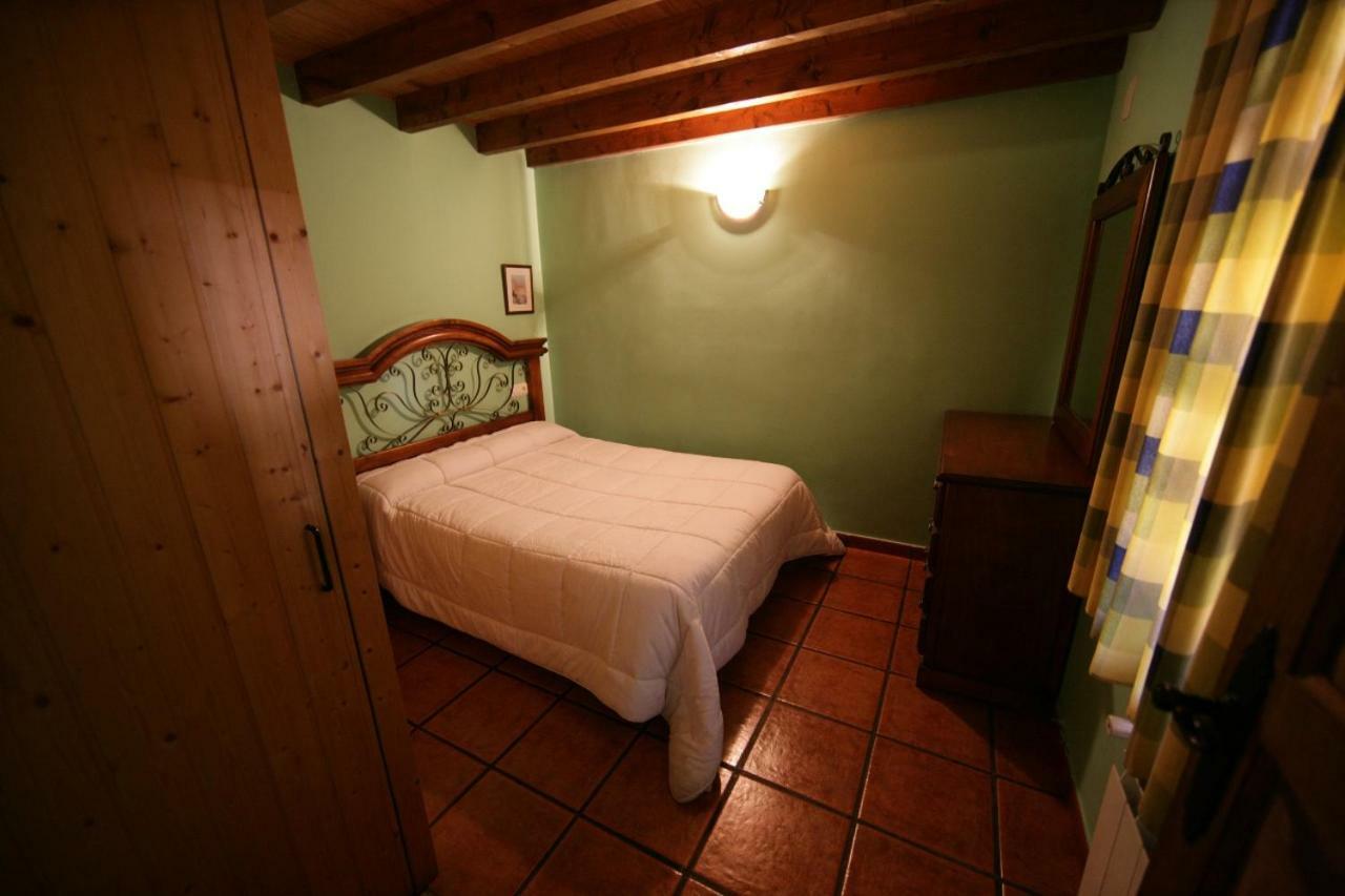 Alojamientos Rurales El Fontano Galende Luaran gambar
