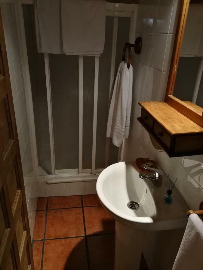 Alojamientos Rurales El Fontano Galende Luaran gambar