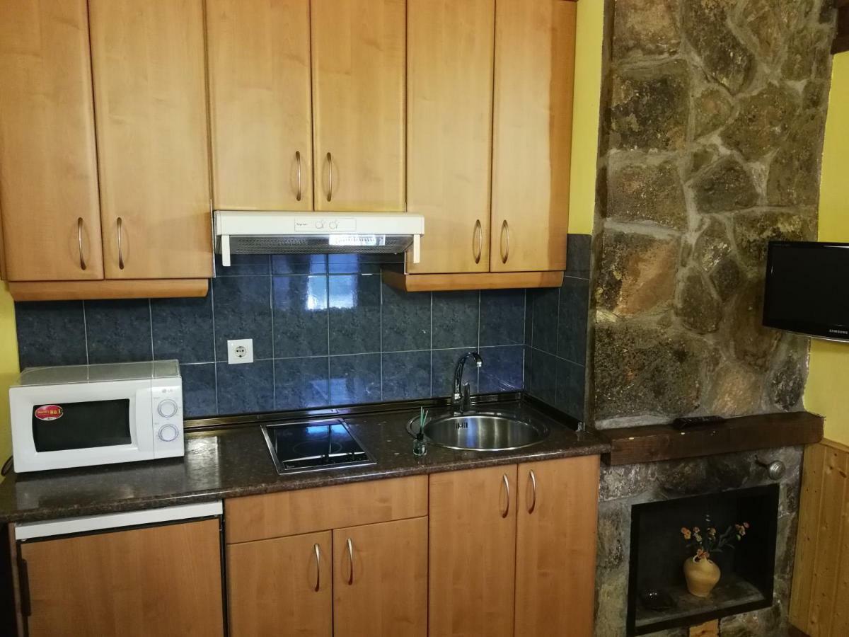 Alojamientos Rurales El Fontano Galende Luaran gambar